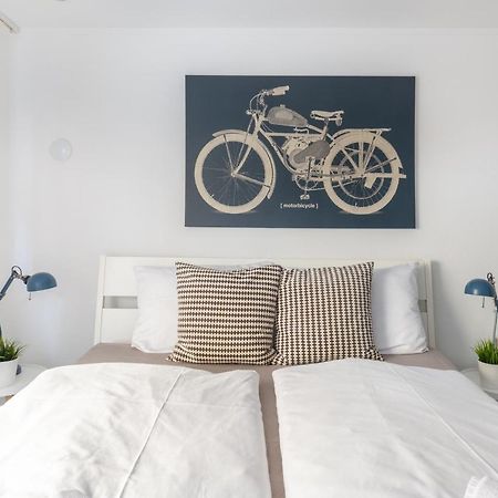 Space In Gozsdu Apartment Budapest Exterior photo